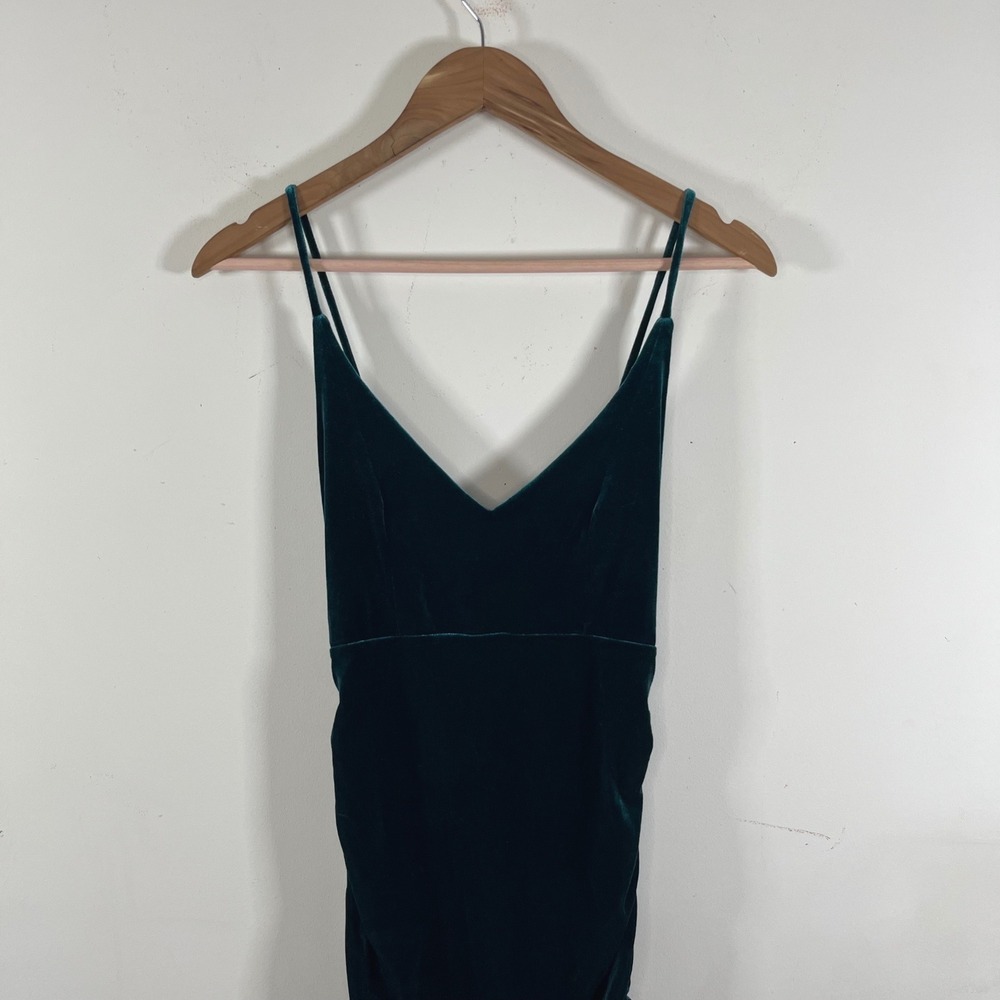Naked Wardrobe Emerald Green Velvet Ruched Bodycon Midi Dress Medium - Picture 4 of 8